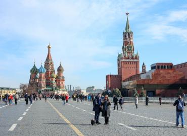 «Выходные переносятся из-за ситуации в стране»: в график майских праздников внесли изменения