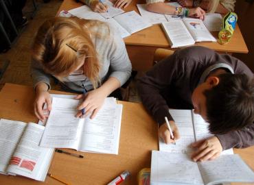 Отмена домашних заданий и контрольных: школьникам и родителям сообщили о новом решении
