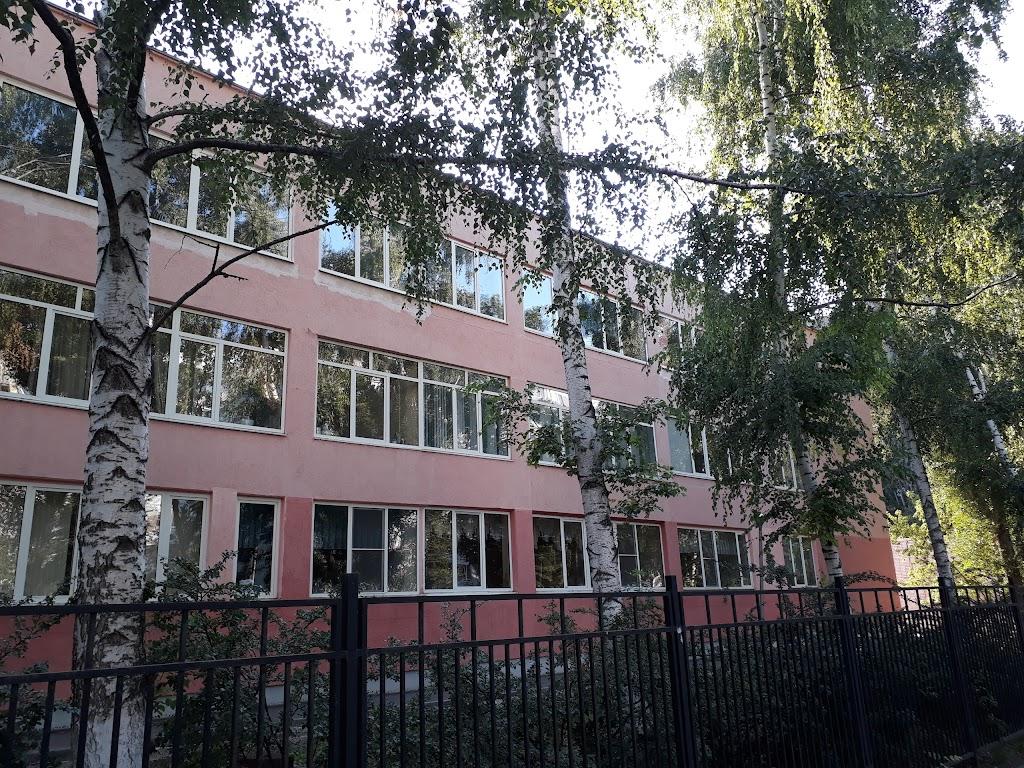 В Самаре школу оштрафовали на 50 тысяч рублей из-за дырки в заборе