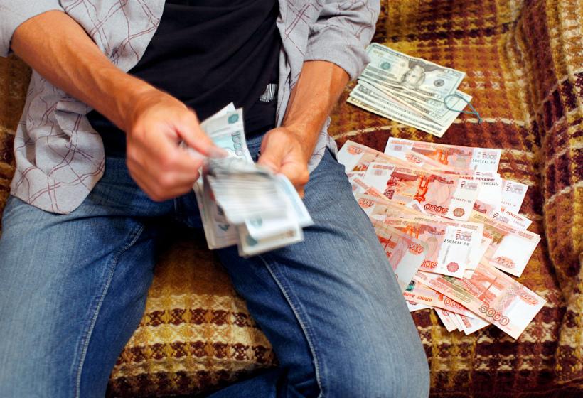 В Самаре мошенники «разводили» магазины на гарантию на смартфоны и заработали 700 тысяч