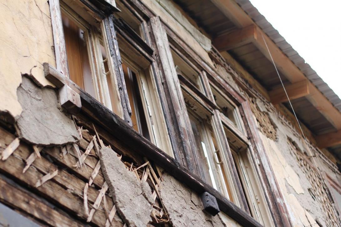 В Самаре снесут аварийные дома в Кировском, Промышленном и Самарском районах
