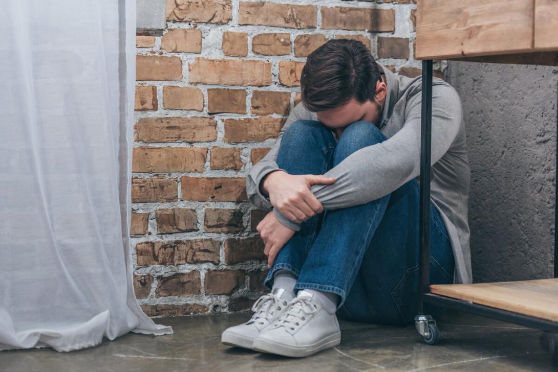 В Самаре 24-летний парень лишился двух миллионов рублей, пытаясь вернуть деньги за билет